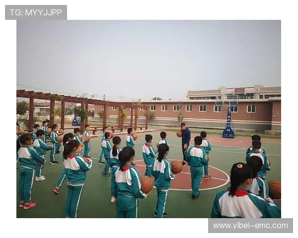 《中学体育课教案设计与实施：提高学生身体素质与团队合作能力的策略》